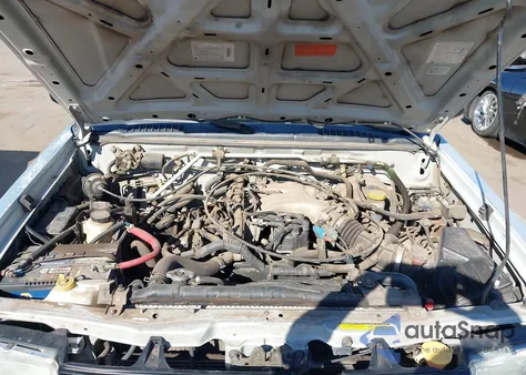 2000 Nissan Frontier Se-V6/Xe-V6 из США, поврежденный, VIN 1N6ED27Y8YC371089